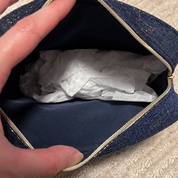 Brand New Holiday Chanel eye makeup set a sight to see Pouch - Picture 4 of 6